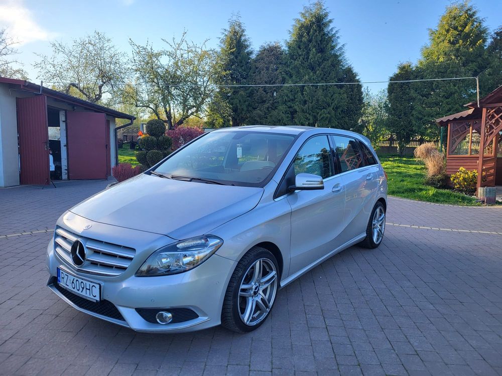 Mercedes-Benz B W246 (2011-2018) 200 (BlueEFFICIENCY) 7G-DCT 2014