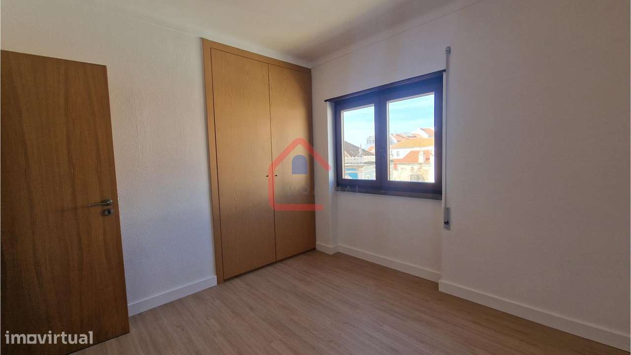 Apartamento T2 em Sesimbra-17