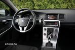 Volvo V60 Cross Country D4 Drive-E Momentum - 16