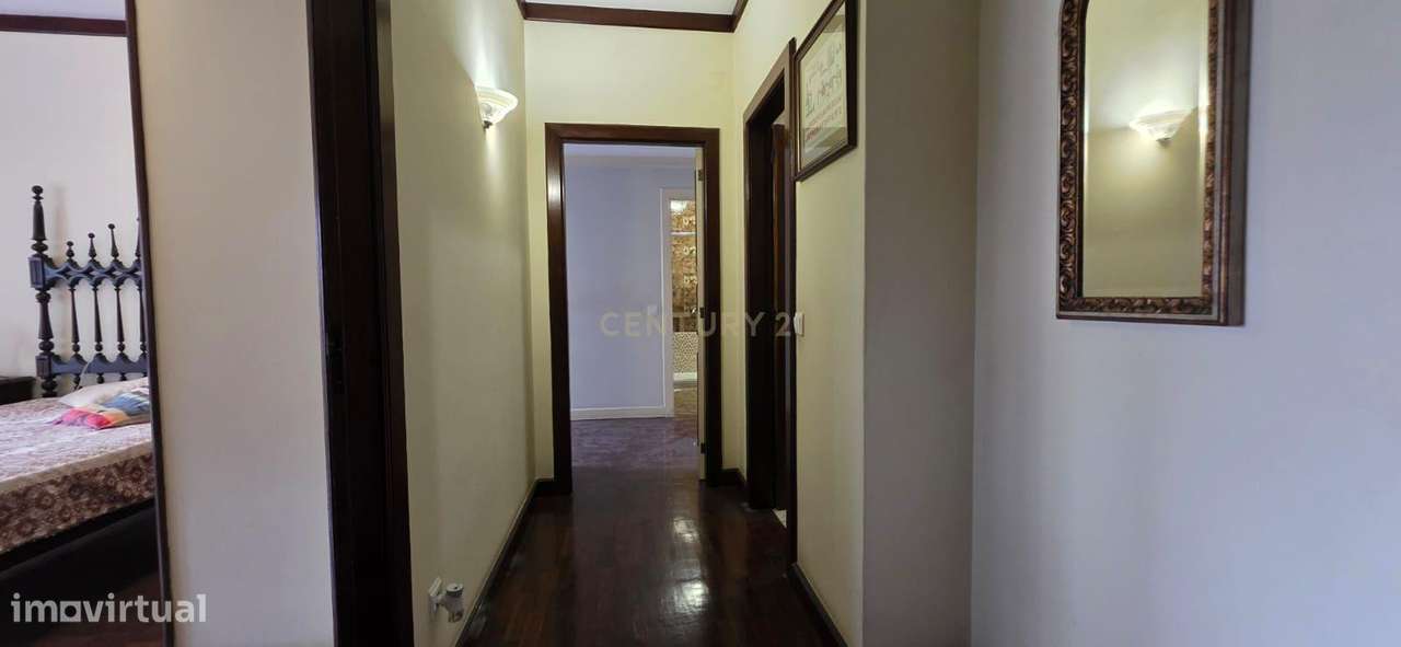 Apartamento T3 + 1 Guimarães-16