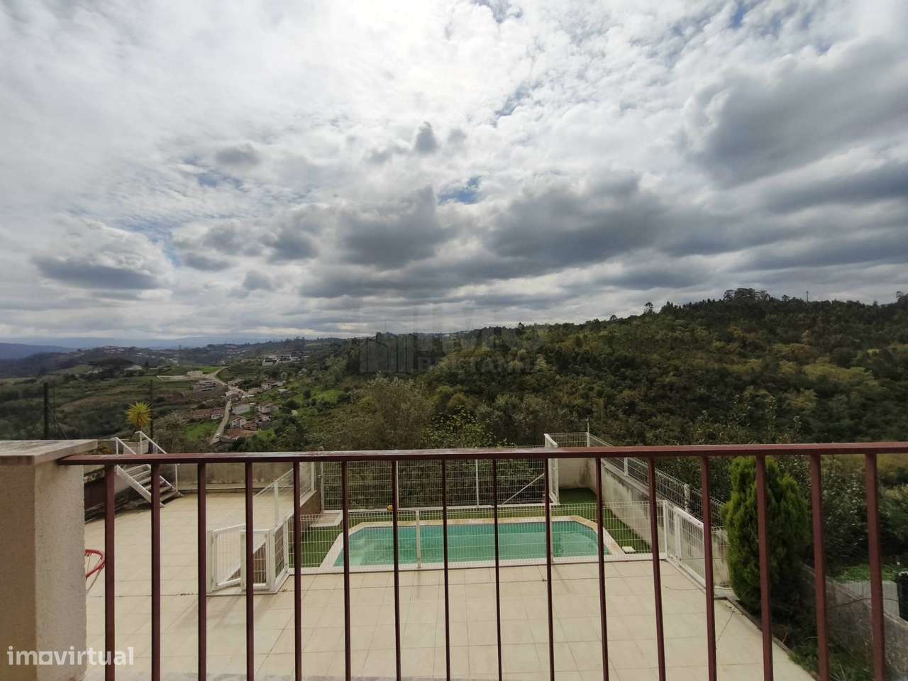 Moradia T6+3 c/ Piscina e Garagem - Coimbra-19