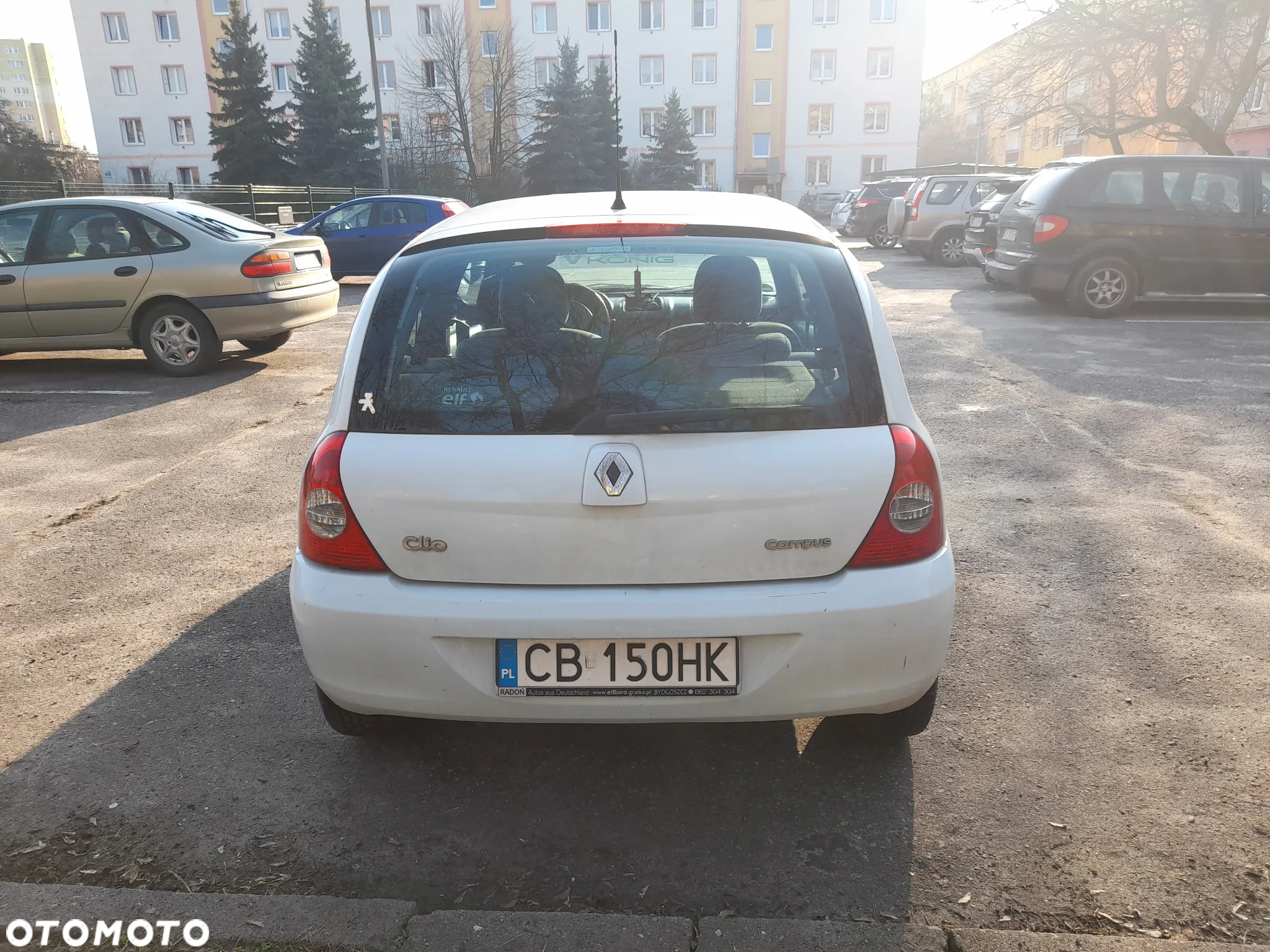 Renault Clio 1.2 16V Campus - 4