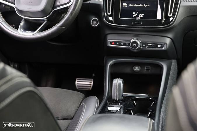 Volvo XC 40 2.0 D3 R-Design Geartronic - 17