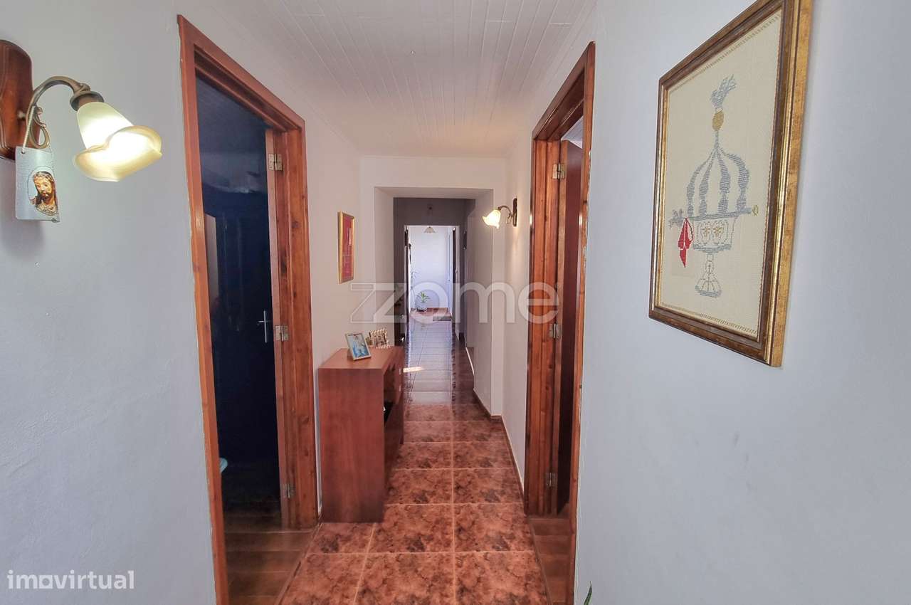 Moradia T3 com Terraço Vista Serra e Mar – Cabouco, Lagoa - Grande imagem: 4/31