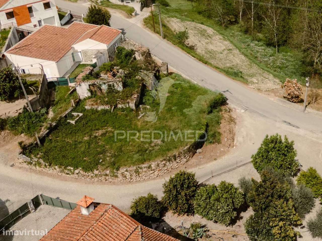 Terreno com Ruína em Pombeiro - Grande imagem: 5/9