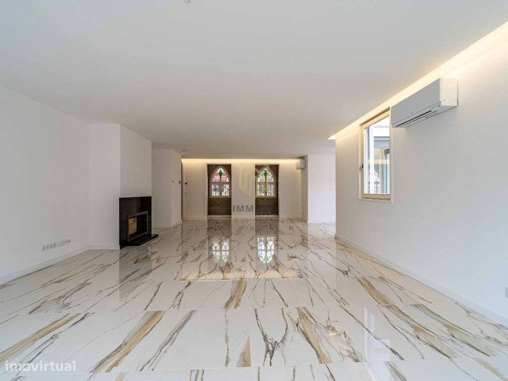 Moradia T3 nova com 4 frentes para venda em zona nobre de Leça da Palm - Grande imagem: 3/37