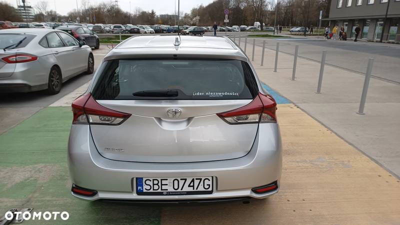 Toyota Auris 1.6 Active - 5