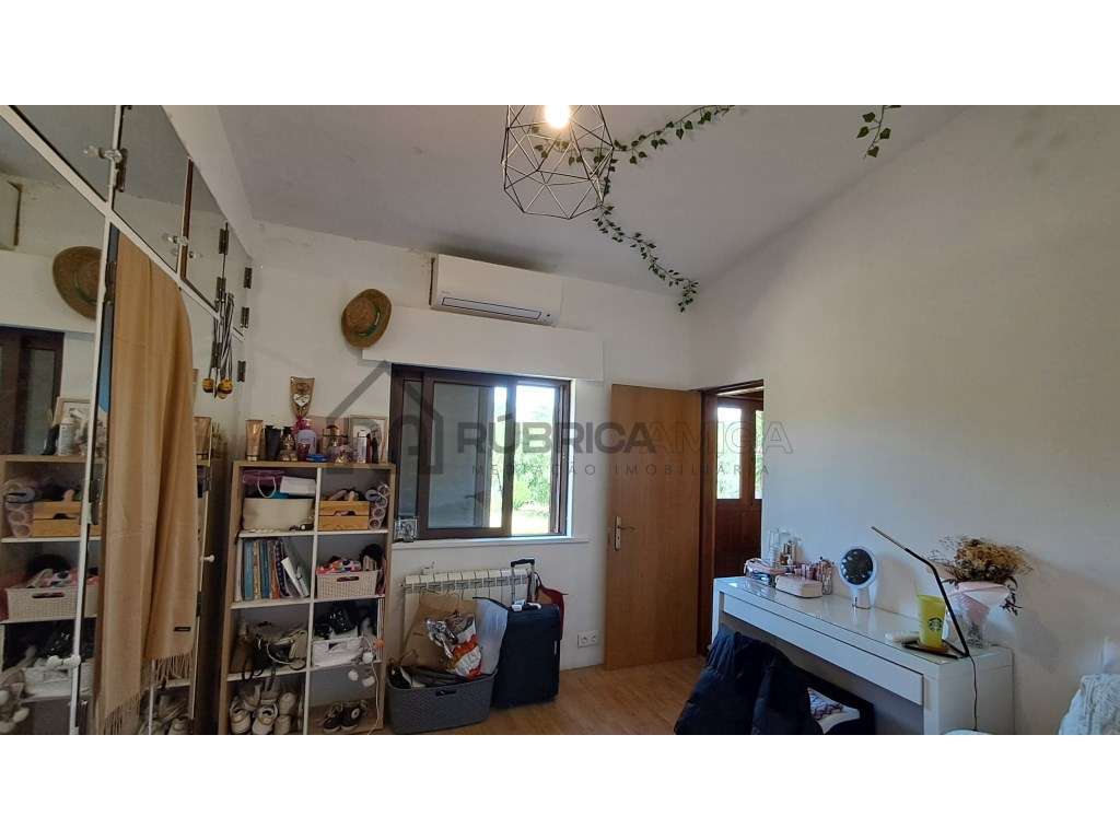 Moradia com características únicas, zona social excecional e vista ...-27