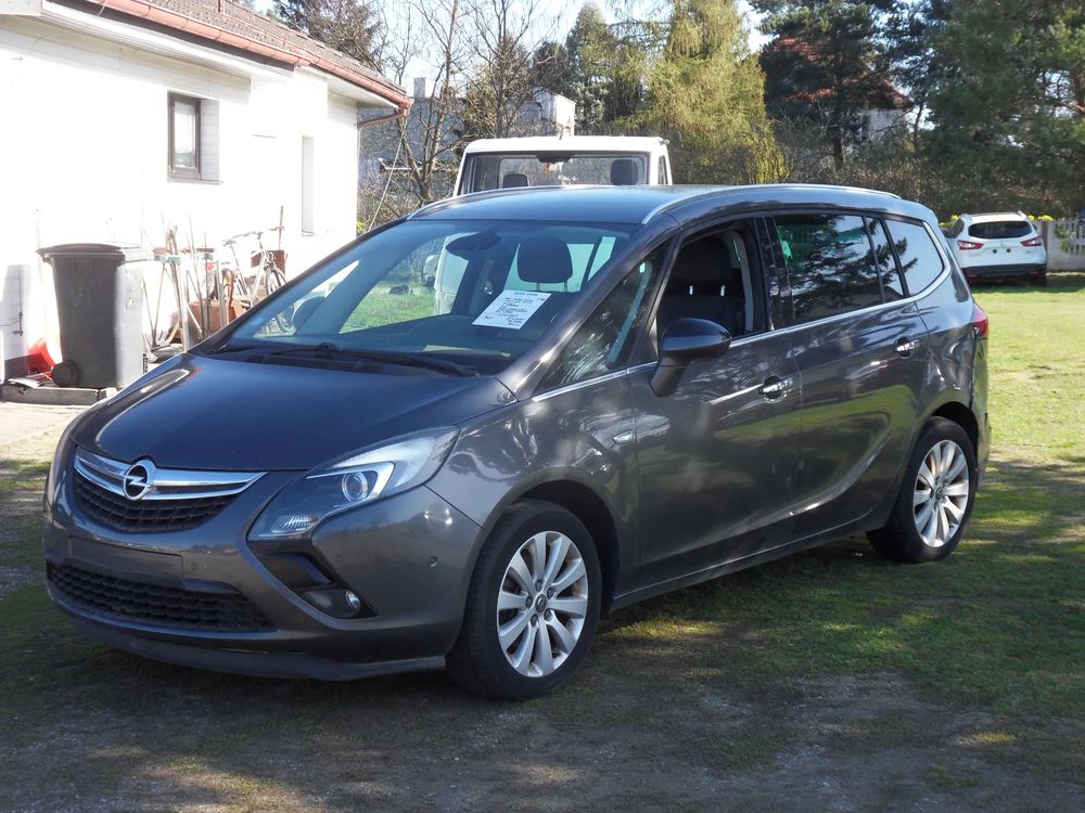 Opel Zafira C Tourer 2.0 CDTI ecoFLEX Start/Stop Innovation 2012