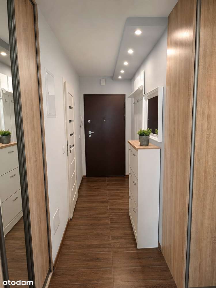 Komfortowe 3‑pokojowe mieszkanie 58 m² z 2 miejscami garażowymi – další