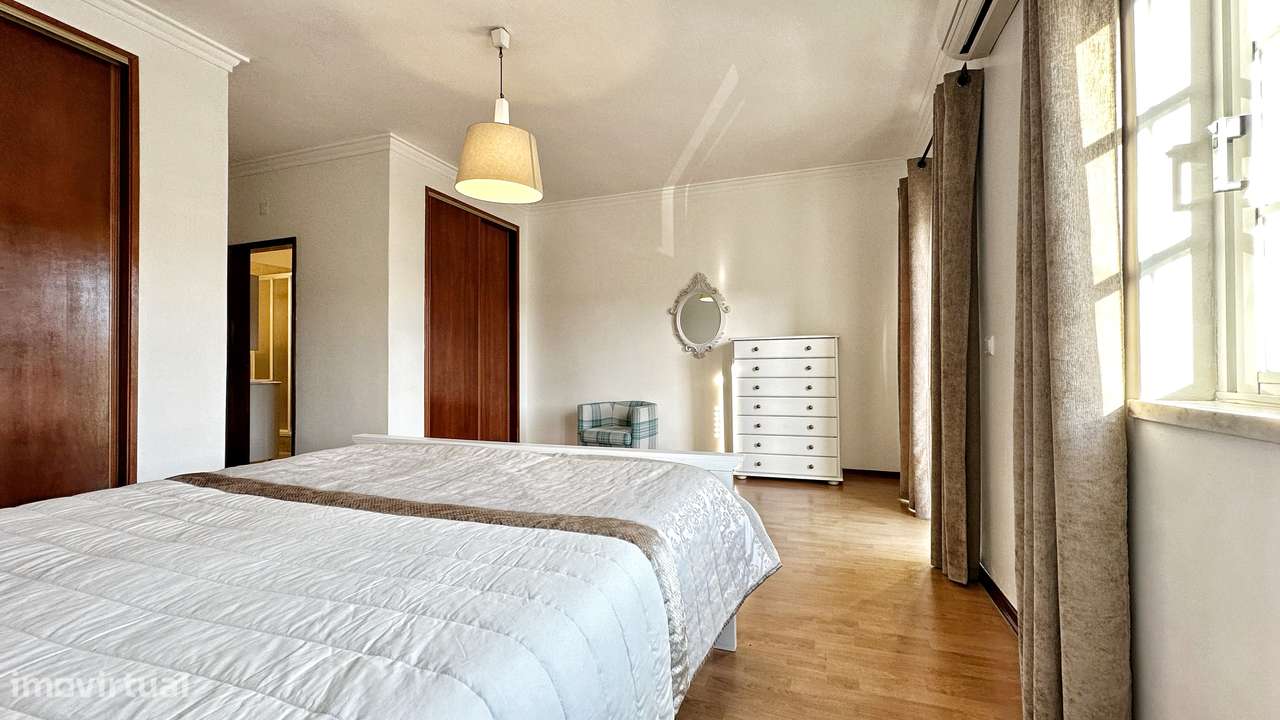 Moradia Geminada T4 – Quinta do Conde (Boa Água)-27