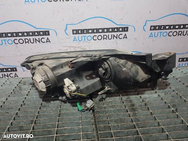 Far Stanga Mazda CX - 7 2006 - 2012 SUV 4 Usi (541) Xenon cu xenon - 2