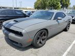 Dodge Challenger - 1