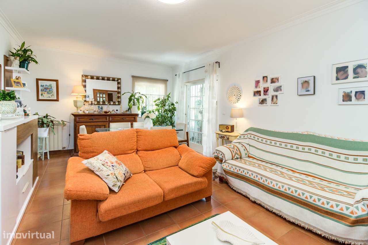 MORADIA NA ERICEIRA A 2 MINUTOS DA PRAIA - Grande imagem: 2/49