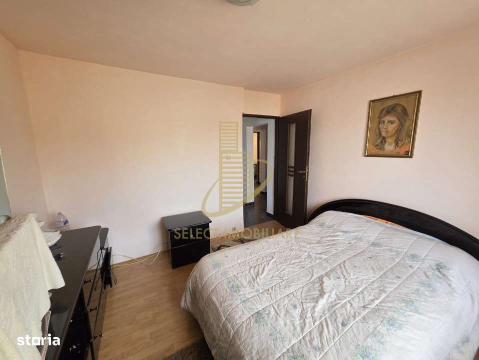 Apartament de 3 camere, decomandat, 66 mp., zona Sens-4