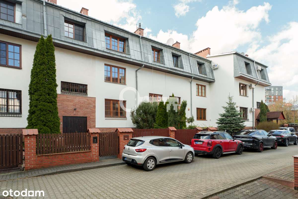 Segment blisko metra | Mahoniowa stolarka | Ogród - Pełny obrazek: 5/13