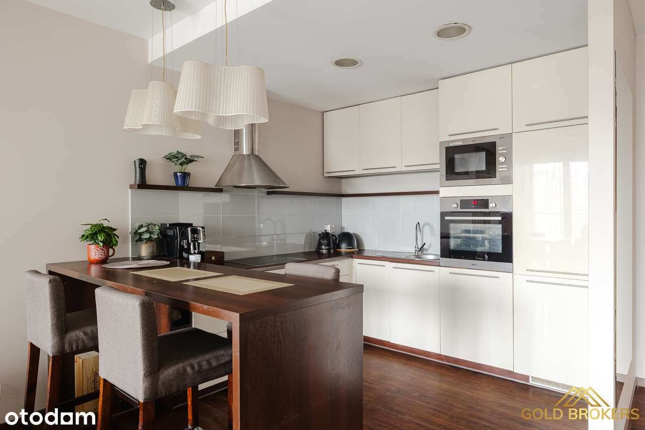 Angel Wings | Widok na wodę | Klimatyzacja | Walońska-0