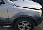 Aripa dreapta Kia Sorento 2005 SUV - 1