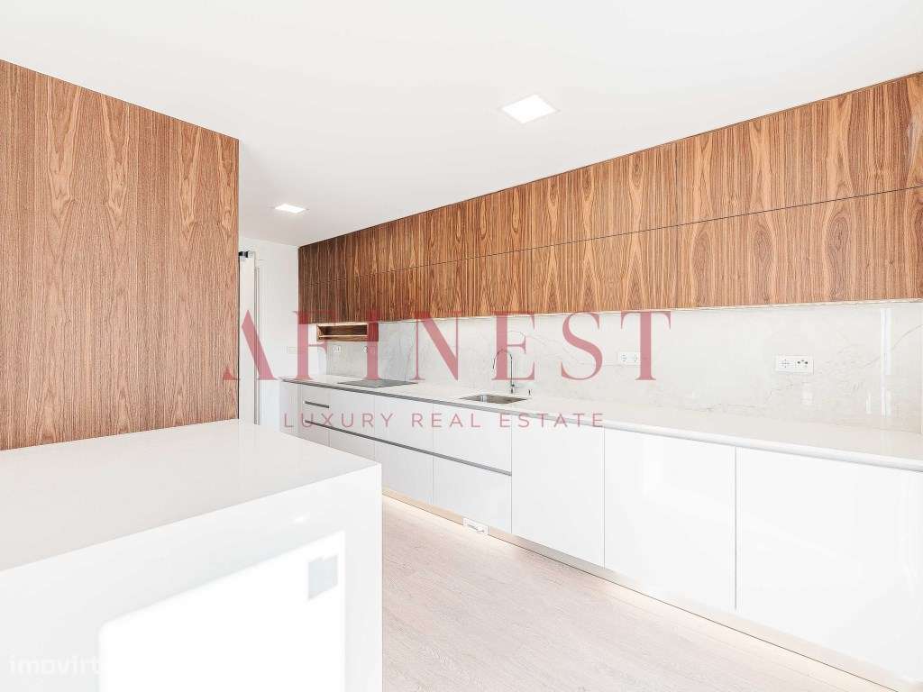 Moradia de Luxo T4 em Manique com Piscina, Jardim e Excelente Local... - Grande imagem: 4/60