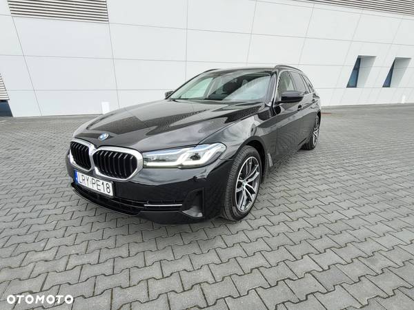 BMW Seria 5 520d mHEV - 11