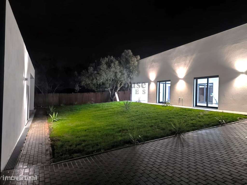 Moradia térrea nova com piscina e garagem - Loulé - Grande imagem: 2/25