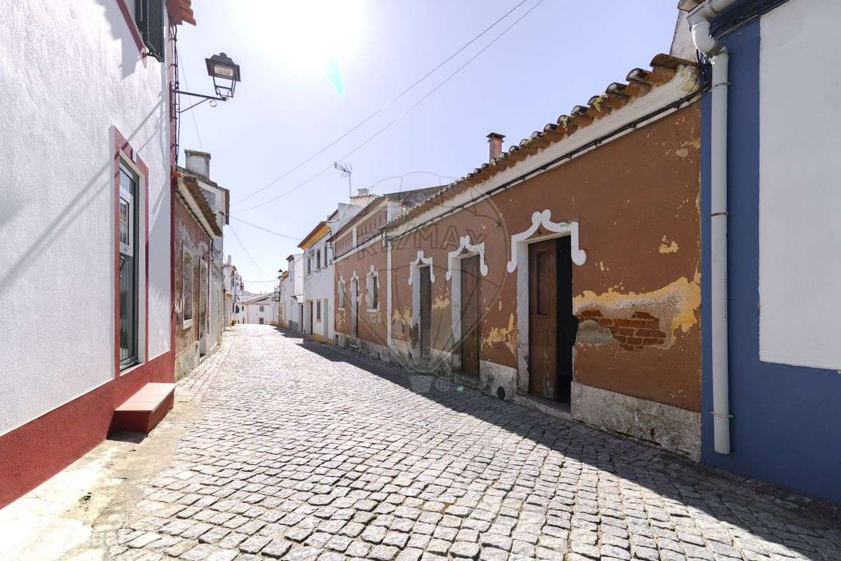 Moradia T4 para venda - Grande imagem: 2/16