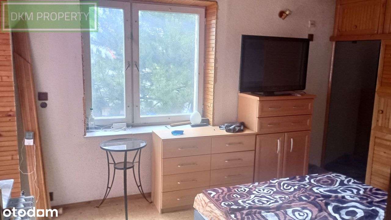 Duży dom z potencjałem w cichej okolicy Ujazd 97-2-9