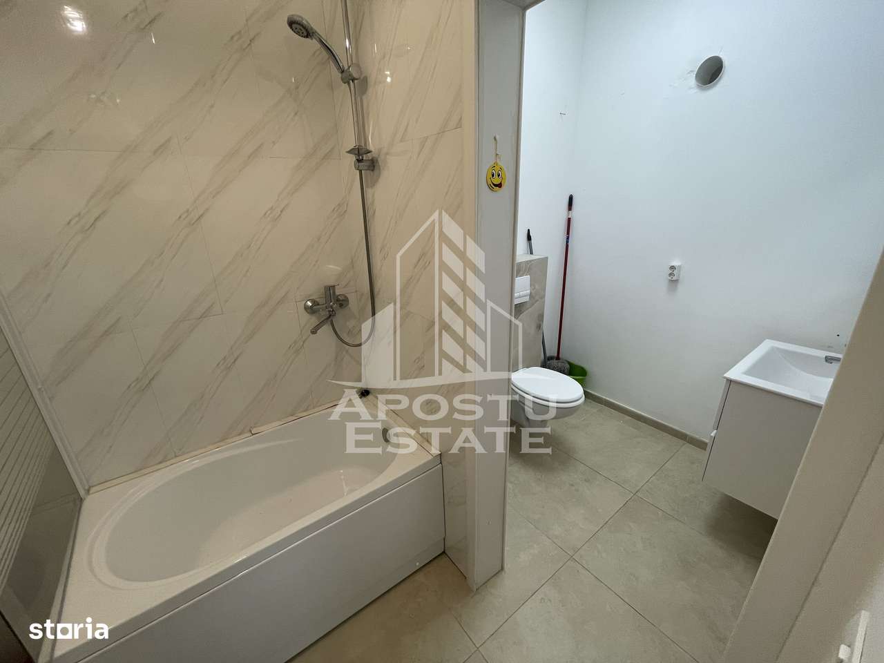 Doua spatii comerciale, 120 mp + 2 locuri parcare, Zona Aradului - Imagine principală: 4/4