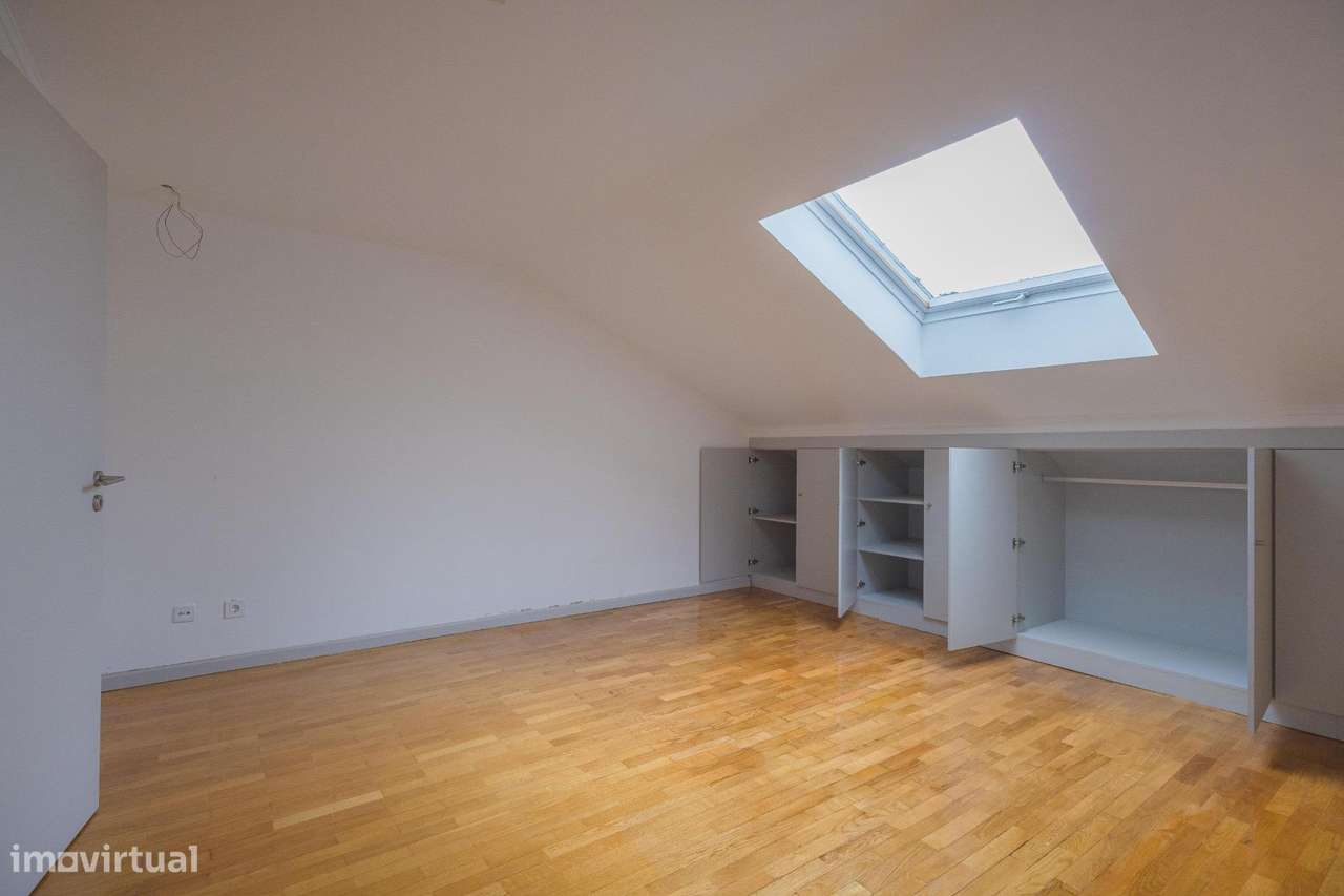 Apartamento T3 duplex- Centro de Matosinhos-17