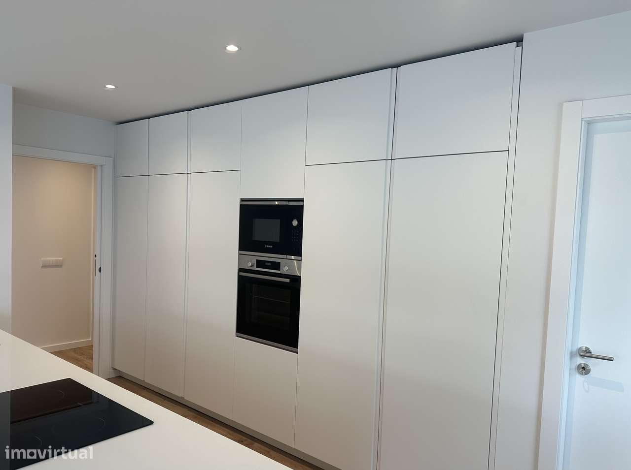 T2 Novo condomínio Fechado Porto - Grande imagem: 2/15