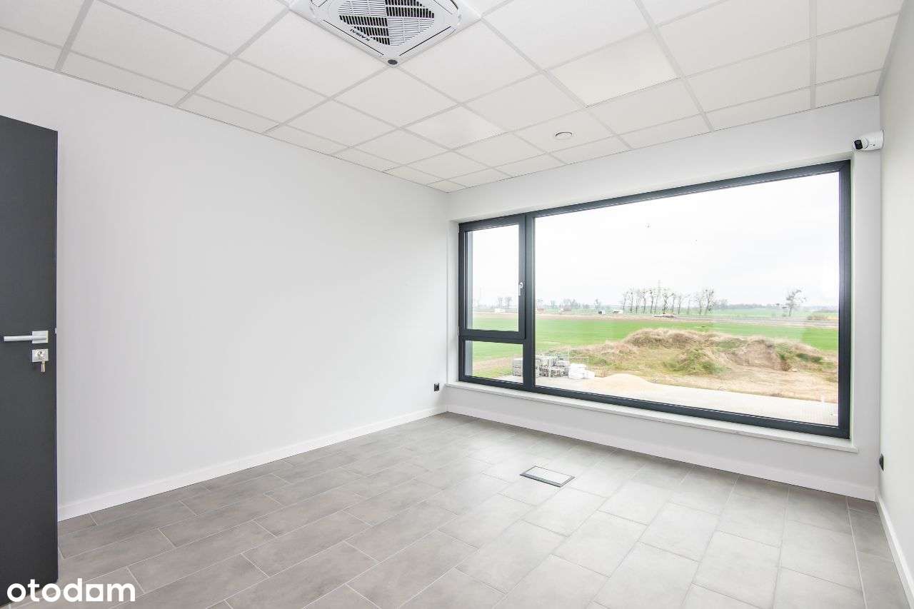 Na sprzedaż nowy magazyn z biurami SADY-15