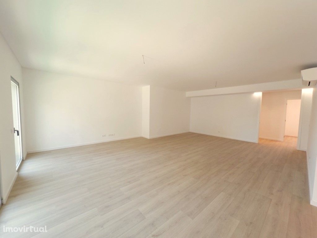 Excelente Apartamento T3 em Torres Vedras, boas áreas