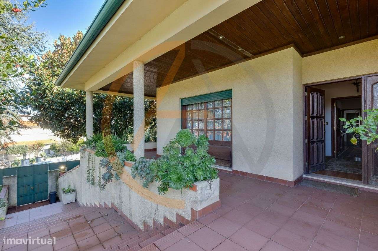 Moradia T5 com Piscina, Espaço Exterior e Garagem | Trofa - Grande imagem: 4/60