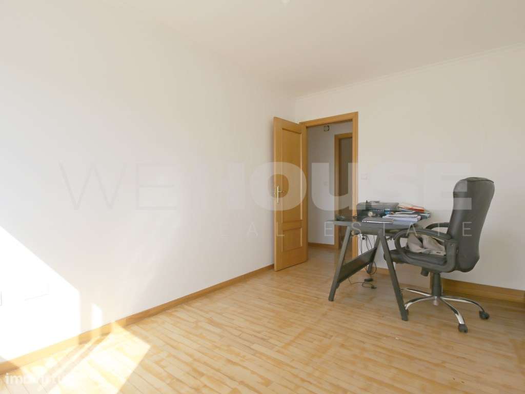 Excelente T3 com Suíte e Espaço Exterior Exclusivo em Alhos Vedros-17