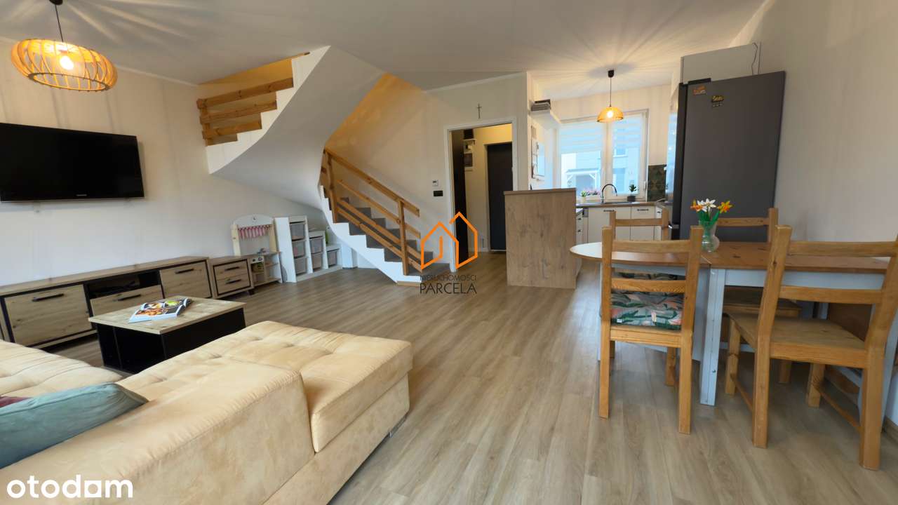 Mieszkanie dwupoziomowe z ogródkiem w Dominowie.-1