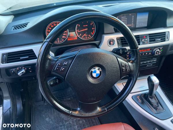 BMW Seria 3 318i Edition Exclusive - 13