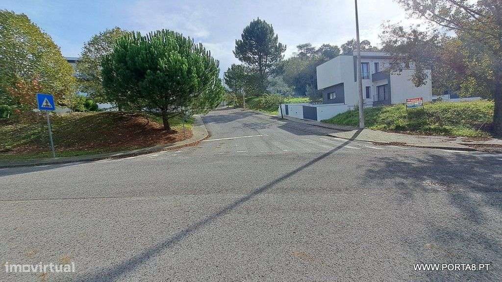 Terreno, 562 m², Leiria, Pousos, Barreira e Cortes - Grande imagem: 5/9