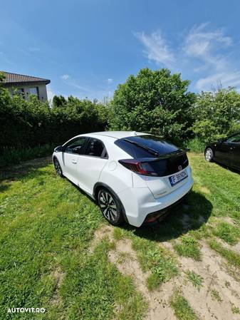 Honda Civic 1.8 i-VTEC MT Elegance - 14