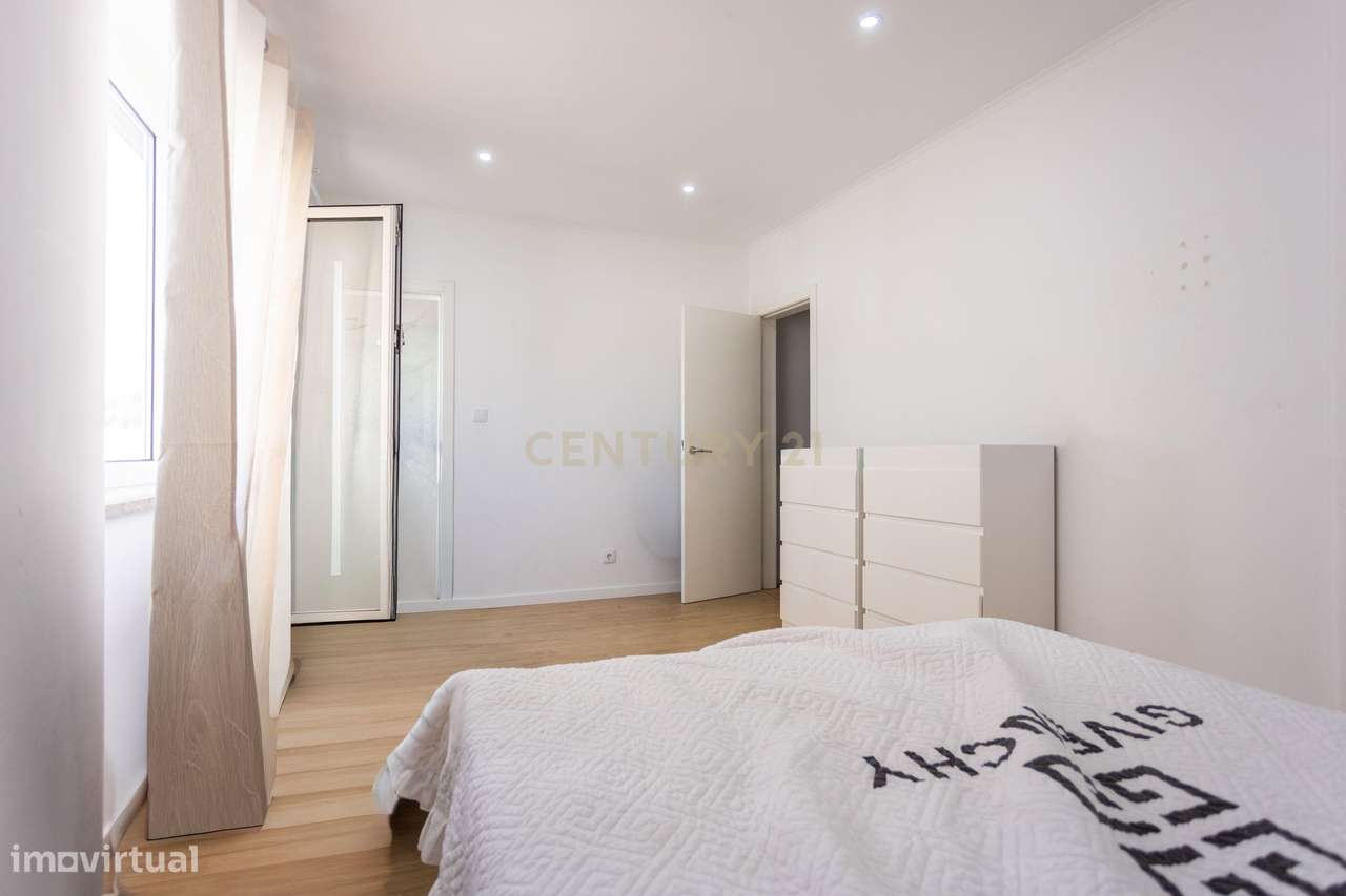 Apartamento T3 Remodelado em Odivelas – 1º Andar - Grande imagem: 3/33