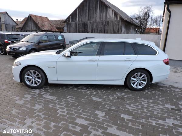 BMW Seria 5 525d Touring Aut. Modern Line - 28