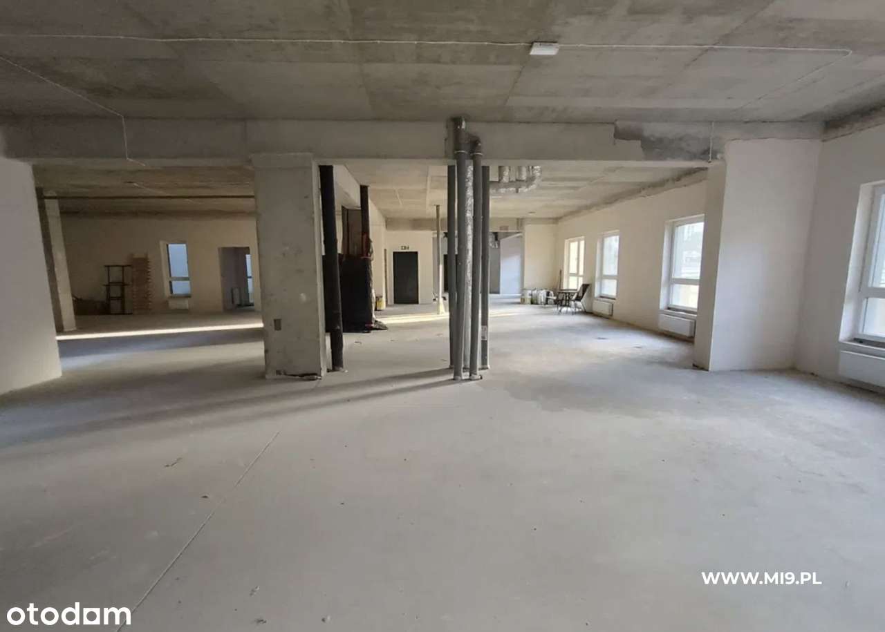 Sprzedam- lokal 350 m²- z opcją podziału-2