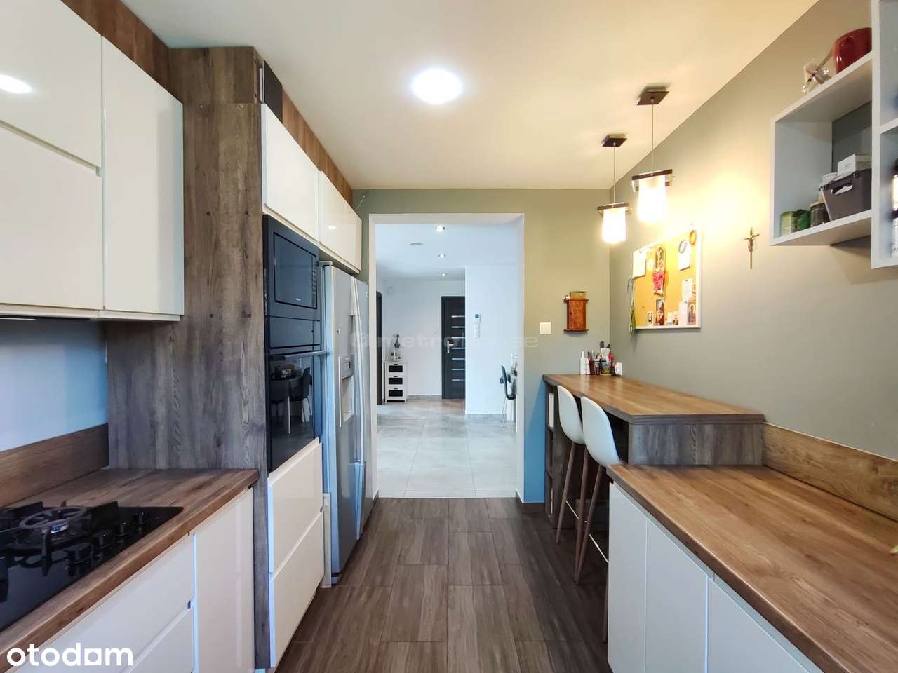 Komfortowy dom dla rodziny z fotowoltaiką!-2