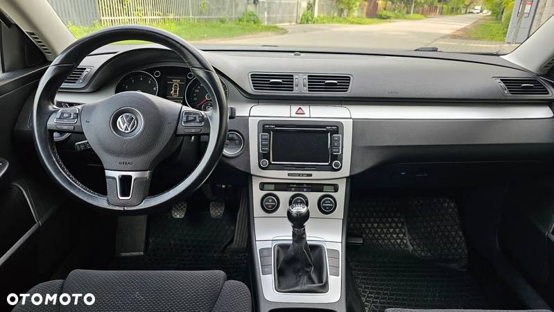 Volkswagen Passat 1.4 TSI Comfortline - 16