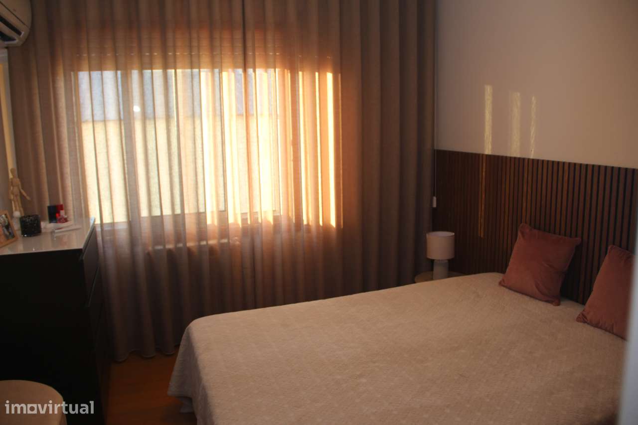 Apartamento T3 com 2 frentes na Maia-16