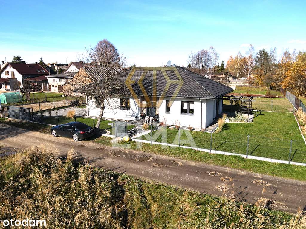 Nowoczesny dom nad stawem-Libidza, na sprzedaż-5