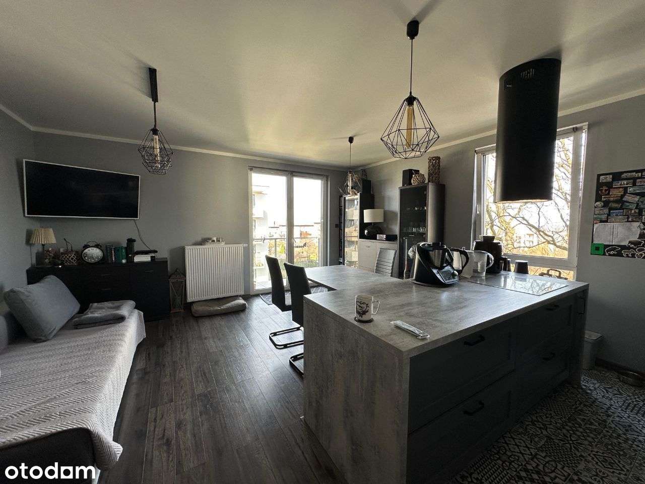 Widokowy apartament 3 pokoje os. Urodzajna-3