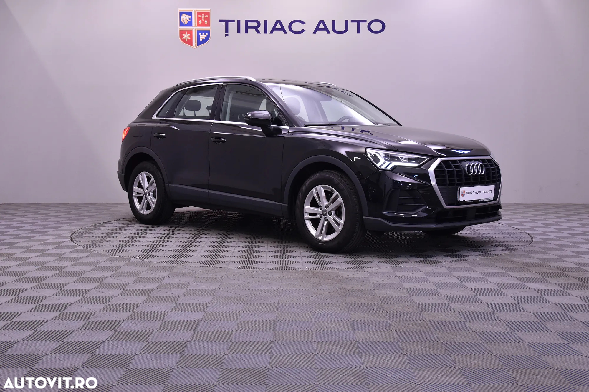 Audi Q3 35 TDI S tronic - 7