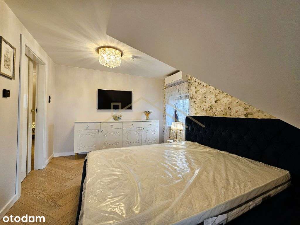 Nowoczesny Dom wolnostojący w Nawozie! Do Wejścia !-10