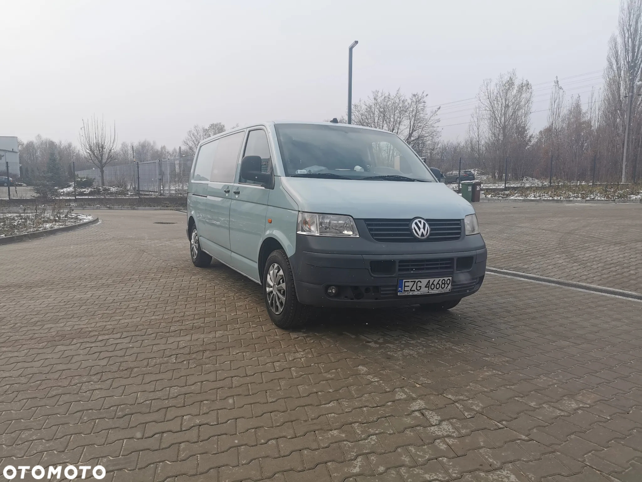 Volkswagen Transporter - 2