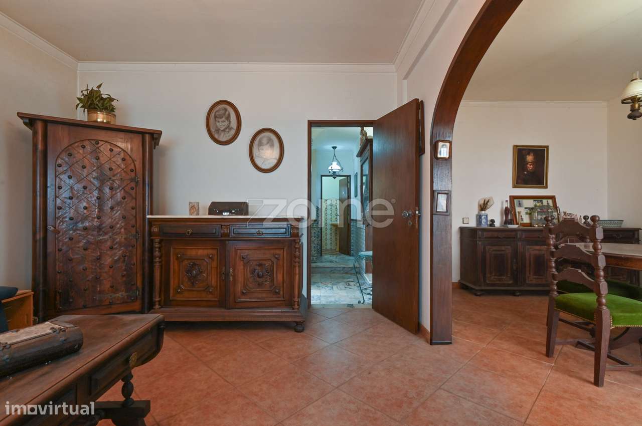 Moradia Geminada T3 | Centro de Queijas - Grande imagem: 5/29